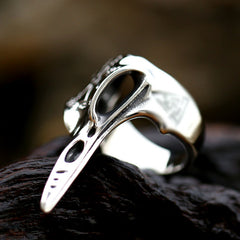 Somber Gothic Style Ring